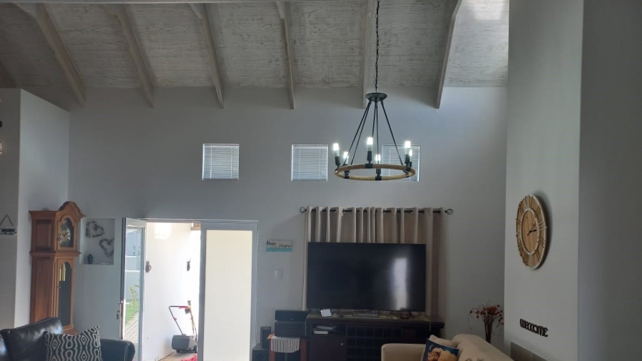 3 Bedroom Property for Sale in Lampiesbaai Western Cape